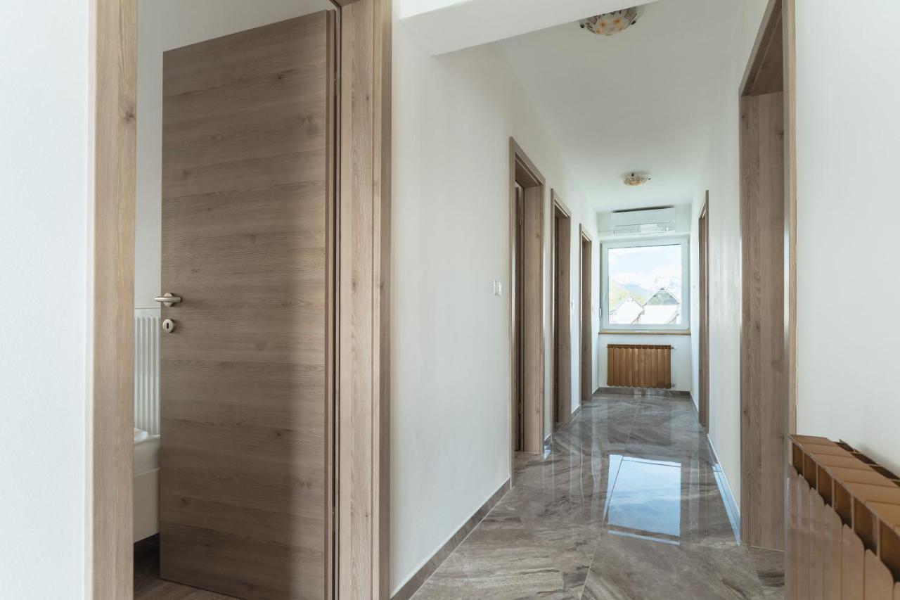 Julian Manor Apartments Bovec Exterior foto